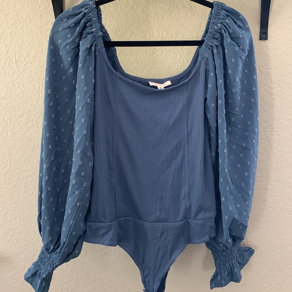 Boutique Promesa Blue Swiss Dot bodysuit - Picture 2 of 9